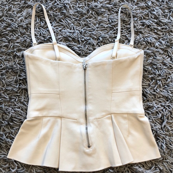 Gorgeous Aritzia bustier top - Picture 3 of 3